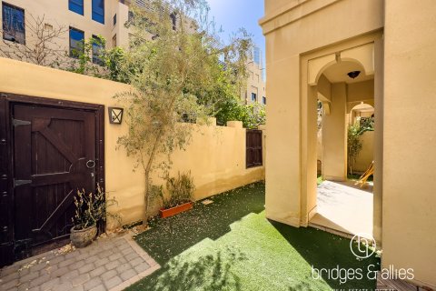 Wohnung in Old Town, Dubai, VAE: 2 Schlafzimmer, 164 m2 Nr. 711067