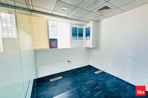 مكتب للإيجار في الخليج التجاري، دبي، الإمارات العربية المتحدة 132.4 متر مربع ، رقم 687665 - صورة 14