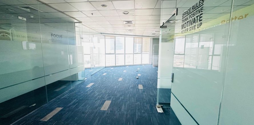 مكتب في الخليج التجاري، دبي 132.4 متر مربع . ر قم 687665