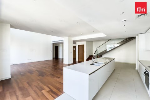 Al Wasl、Dubai、UAE にあるマンションの賃貸物件 4ベッドルーム、272.7 m2、No687663 - 写真 2