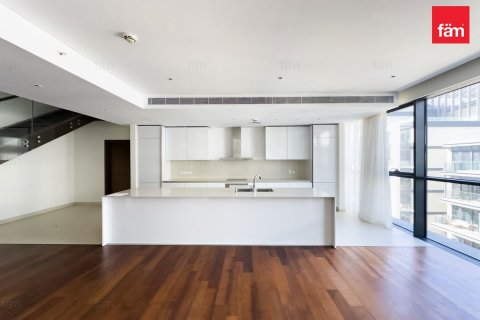 Al Wasl、Dubai、UAE にあるマンションの賃貸物件 4ベッドルーム、272.7 m2、No687663 - 写真 4