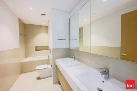Hotel Apartamento en alquiler en Dubai, EAU 3 dormitorios, 149.9 m2 № 633871 - foto 12