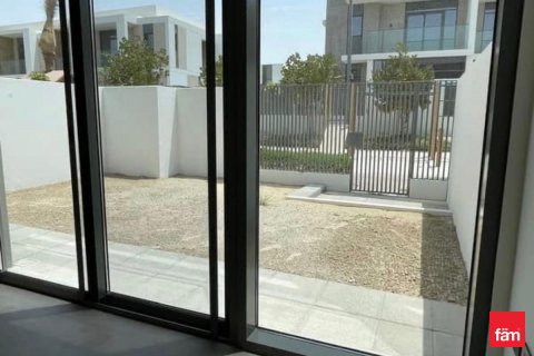 Dubai, BAE’de kiralık townhouse 3 yatak odası, 145.4 m² No 679050 - fotoğraf 11