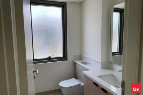Dubai, BAE’de kiralık townhouse 3 yatak odası, 145.4 m² No 679050 - fotoğraf 14