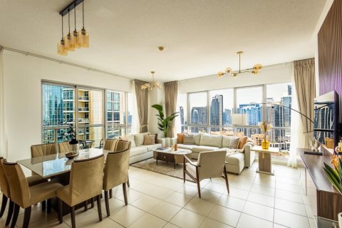 Apartment in Downtown Dubai (Downtown Burj Dubai), UAE 2 bedrooms, 133 sq.m. № 734146 - photo 4