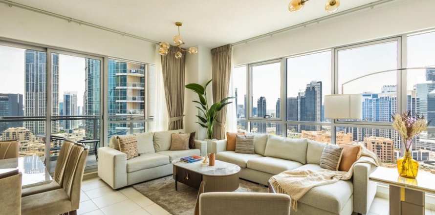 Apartment in Downtown Dubai (Downtown Burj Dubai), UAE 2 bedrooms, 133 sq.m. № 734146