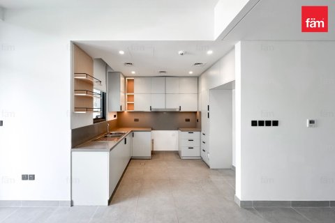 Vila u Dubai, UAE 4 spavaćih soba, 236.7 m2 Br. 701565 - fotografija 6