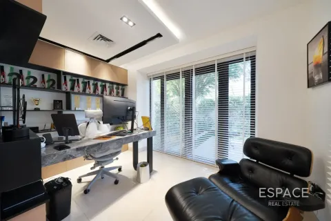 Villa til salg i Arabian Ranches, Dubai, UAE 5 soveværelser, 418 kvm № 738029 - foto 12