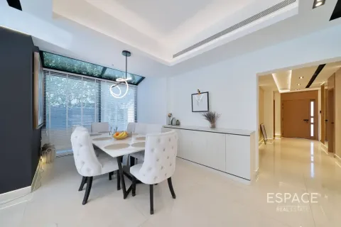 Villa til salg i Arabian Ranches, Dubai, UAE 5 soveværelser, 418 kvm № 738029 - foto 6