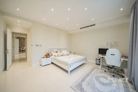 Villa til salg i Jumeirah Village Triangle, Dubai, UAE 5 soveværelser, 448 kvm № 738032 - foto 13