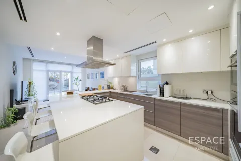 Villa til salg i Jumeirah Village Triangle, Dubai, UAE 5 soveværelser, 448 kvm № 738032 - foto 9