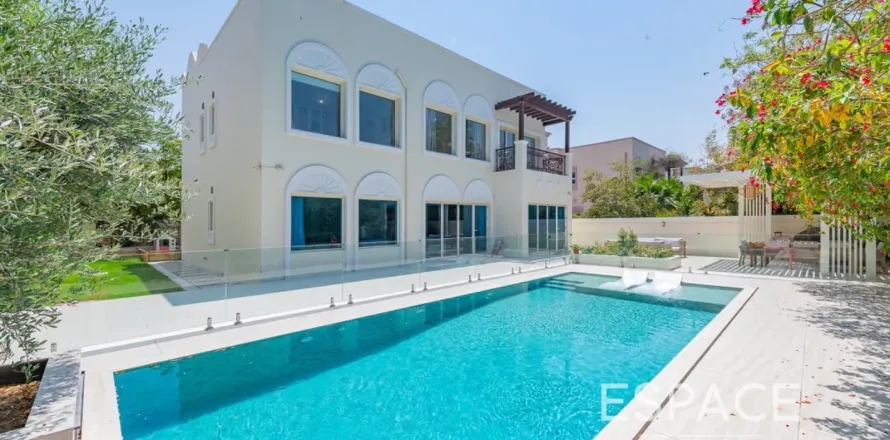 Villa i Jumeirah Village Triangle, Dubai, UAE 5 soveværelser, 367 kvm № 738033
