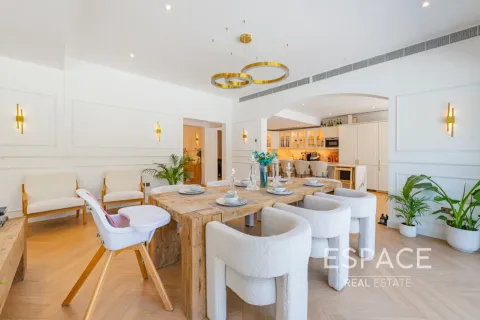 Villa til salg i Jumeirah Village Triangle, Dubai, UAE 5 soveværelser, 367 kvm № 738033 - foto 7