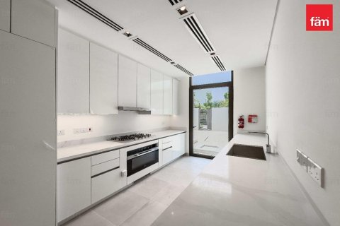 Vila di Dubai, UAE 4 bilik tidur, 728.7 meter persegi № 660299 - foto 6