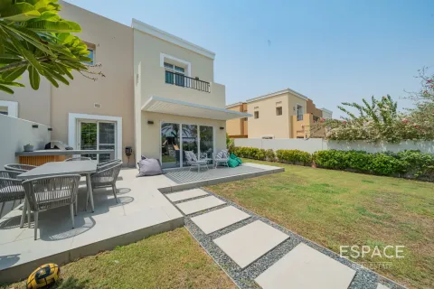 Βίλα σε Arabian Ranches, Dubai, ΗΑΕ 3 υπνοδωμάτια, 226 τ.μ. Αρ. 649532 - φωτογραφία 18