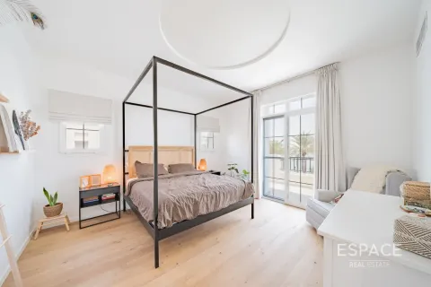 Βίλα σε Arabian Ranches, Dubai, ΗΑΕ 3 υπνοδωμάτια, 226 τ.μ. Αρ. 649532 - φωτογραφία 7