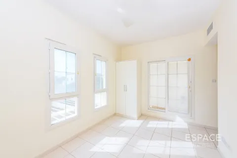 Villa zum Verkauf in The Springs, Dubai, VAE 2 Schlafzimmer, 153 m2 Nr. 649556 - Foto 9