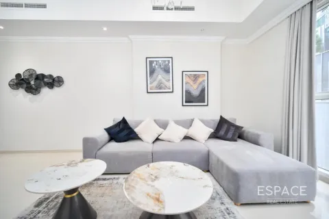 Müüa korter asukohaga Downtown Dubai (Downtown Burj Dubai), AÜE: 1 magamistoaga, 90 m² Nr 649533 - pilt 2