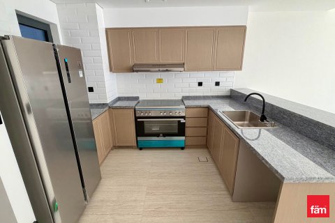 Kaupunkipientalo Dubai, Arabiemiraatit 5 makuuhuonetta, 144 m2 № 633914 - kuva 7