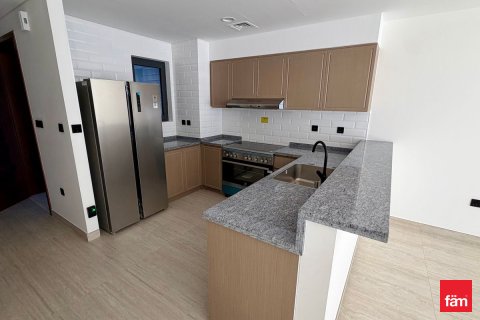 Kaupunkipientalo Dubai, Arabiemiraatit 5 makuuhuonetta, 144 m2 № 633914 - kuva 8