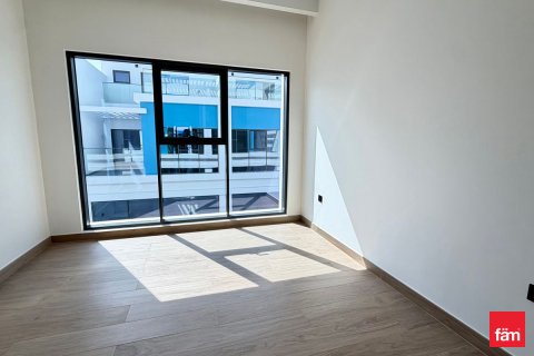 Kuća u nizu u gradu Dubai, UAE 5 spavaće sobe, 144 m2 Br. 633914