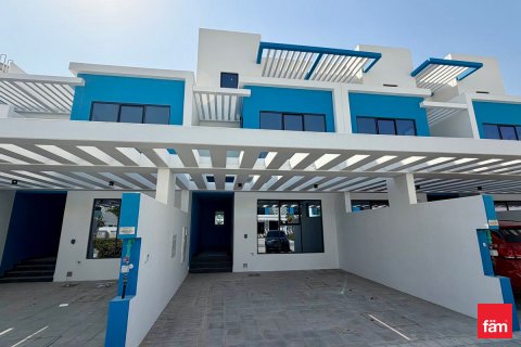 Kaupunkipientalo Dubai, Arabiemiraatit 5 makuuhuonetta, 144 m2 № 633914