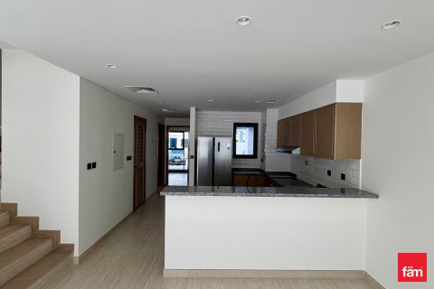 Kaupunkipientalo Dubai, Arabiemiraatit 5 makuuhuonetta, 144 m2 № 633914 - kuva 9