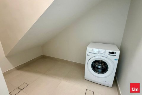 Kuća u nizu u Dubai, UAE 5 spavaćih soba, 144 m2 Br. 633914 - fotografija 16