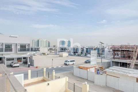 Townhouse sa Al Furjan, Dubai, UAE 3 silid-tulugan, 177 sq.m. № 643200 - larawan 13
