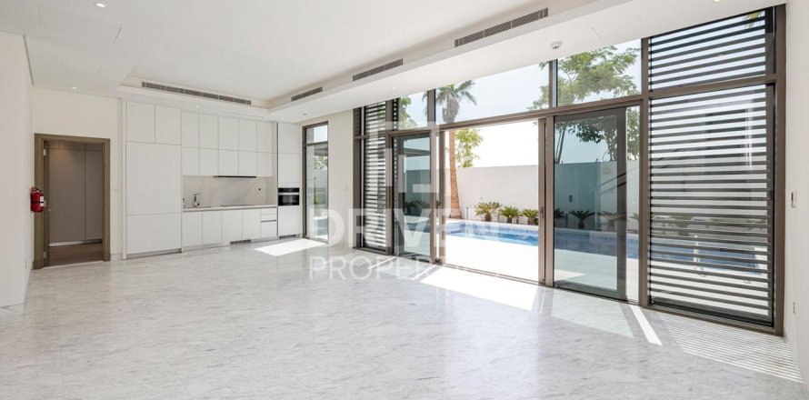 Villa Mohammed Bin Rashid City, Dubaijā, AAE 4 istabas, 468 m2 Nr. 653175