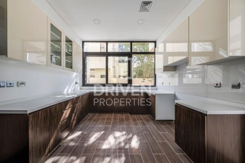 Villa til salgs i DAMAC Hills (Akoya by DAMAC), Dubai, Emiratene 5 soverom, 357 kvm Nr. 683739 - Foto 16