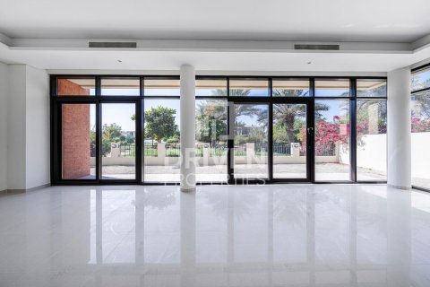 Villa til salgs i DAMAC Hills (Akoya by DAMAC), Dubai, Emiratene 5 soverom, 357 kvm Nr. 683739 - Foto 4