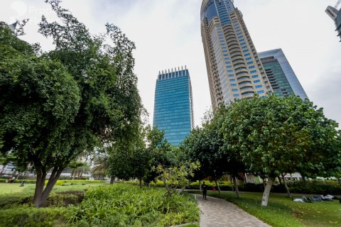 Apartment in Jumeirah Lake Towers, Dubai, UAE 2 bedrooms, 107.58 sq.m. № 637865 - photo 1