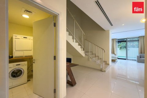 Вилла Дубай, БАӘ-да 3 жатын бөлмелер, 326.8 м² № 696958 - фото 12