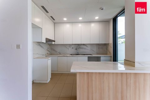 Вилла Дубай, БАӘ-да 3 жатын бөлмелер, 190.7 м² № 662385 - фото 1