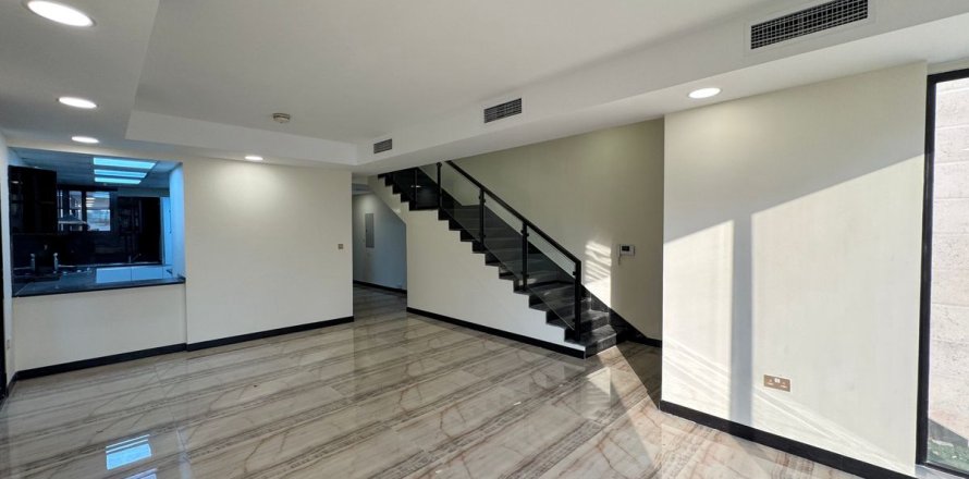 Villa i Dubai, UAE 4 sovrum, 198.3 kvm Nr. 662384