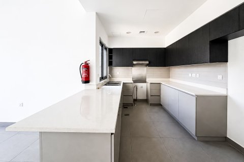 Casa urbana para arrendamento em Dubai Hills Estate, Dubai, EAU 4 quartos, 275.96 m2 № 750882 - foto 3