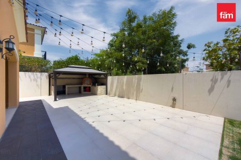 Villa til leje i Dubai, UAE 5 soveværelser, 450 kvm № 719633 - foto 17