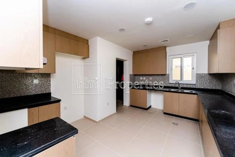 Βίλα σε Dubai, ΗΑΕ 5 υπνοδωμάτια, 450 τ.μ. Αρ. 719633 - φωτογραφία 9