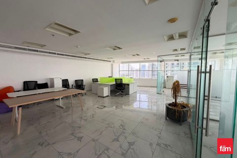 Зняти в оренду офіс в Дубай, ОАЕ 182.5м2, № 719630 - фото 2