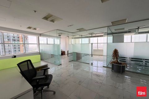 Зняти в оренду офіс в Дубай, ОАЕ 182.5м2, № 719630 - фото 3