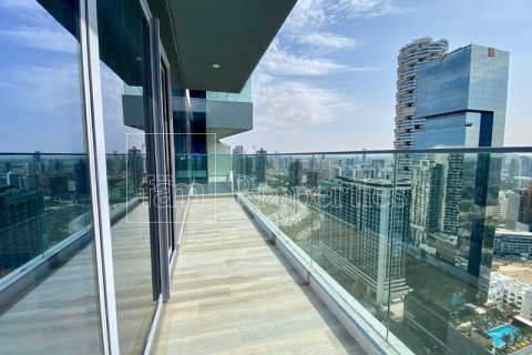 Dubai、UAEにあるマンション 3ベッドルーム、135.6 m2 No719628