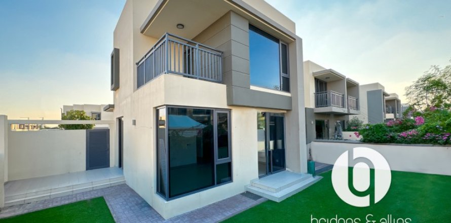 ویلا در Dubai Hills Estate، Dubai ، امارات متحده عربی 4 خوابه ، 194 متر مربع.  شماره 697395