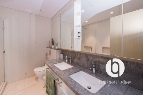 Apartemen di Downtown Dubai (Downtown Burj Dubai), UEA 2 kamar tidur, 115 m2 nomor 697401 - foto 12