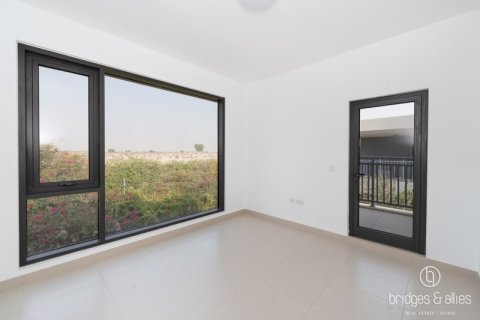 Villa para arrendamento em Dubai Hills Estate, Dubai, EAU 4 quartos, 271 m2 № 697398 - foto 14