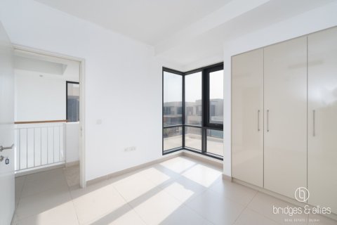 Villa para arrendamento em Dubai Hills Estate, Dubai, EAU 4 quartos, 271 m2 № 697398 - foto 21