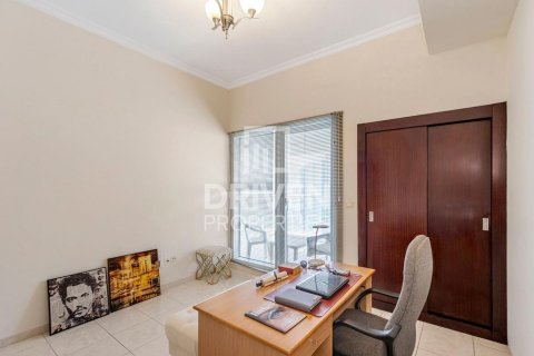 Apartamento en alquiler en Jumeirah Lake Towers, Dubai, EAU 3 dormitorios, 176 m2 № 655190 - foto 10