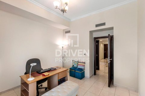 Apartamento en alquiler en Jumeirah Lake Towers, Dubai, EAU 3 dormitorios, 176 m2 № 655190 - foto 9