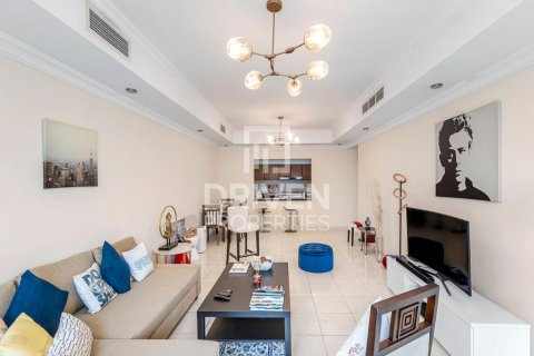 Apartamento en alquiler en Jumeirah Lake Towers, Dubai, EAU 3 dormitorios, 176 m2 № 655190 - foto 2