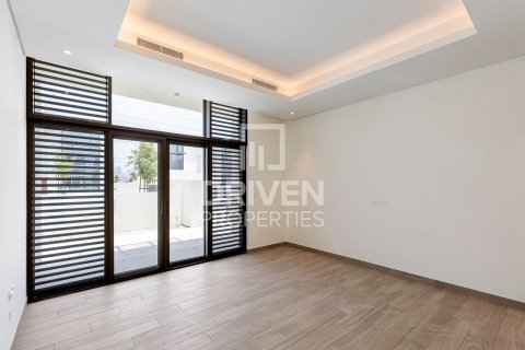 Villa en alquiler en Mohammed Bin Rashid City, Dubai, EAU 6 dormitorios, 966 m2 № 655044 - foto 7